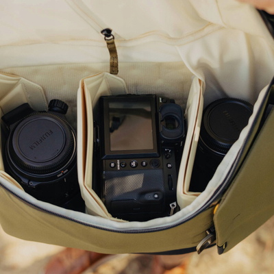 Çantë shpine Peak Design Everyday Backpack V2 20L, për laptop 15\", që s’e zë uji, kelp