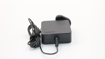 Karikues Lenovo 01FR155, 65W, për laptop, i zi