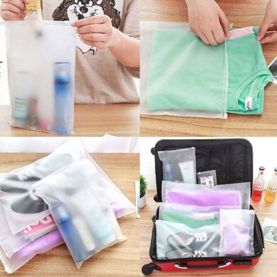 Set qese udhëtimi me zip pa markë, 12 copë, plastike gjysmë transparente, të bardha