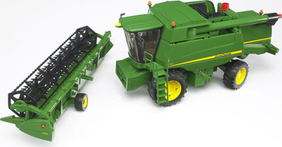 Lodër kombajë vjelëse Bruder John Deere T670i, e gjelbër