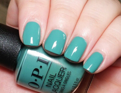 Llak thonjsh OPI Infinite Shine, shkëlqim që zgjat, me ngjyra të ndryshme
