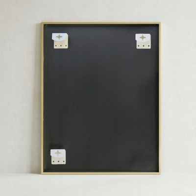 Pasqyrë muri Edaxo SKARP, drejtkëndore 60 x 80 cm, kornizë metalike, ngjyrë ari