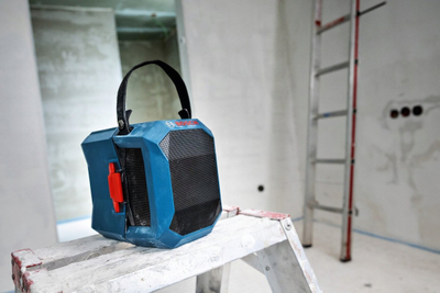 Bluetooth звучник Bosch Professional GPB 18V-1 C, систем 18V, USB C, сина боја