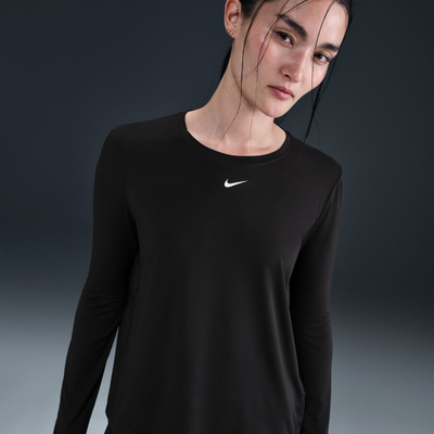 Блуза со долги ракави Nike One Classic Dri FIT за жени, технологија Dri FIT, за теретана и јога, црна