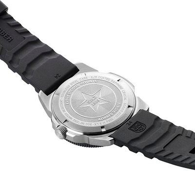 Orë dore Luminox Sea Pacific Diver XS.3121