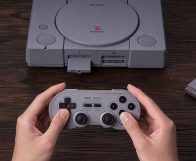 Adapter Bluetooth 8Bitdo Retro Receiver, për PS1 PS2 Windows, kompatibël me Xbox edhe PS5 PS4