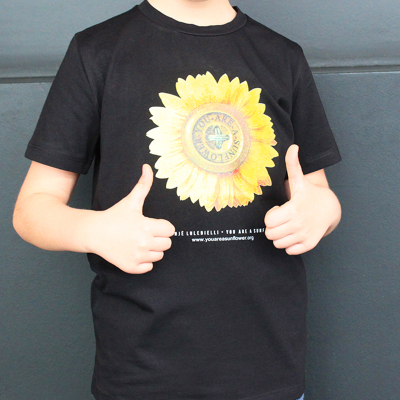 Bluza për fëmijë mosha: 6, “TI JE NJË LULEDIELLI” – 100% DONACION, zezë