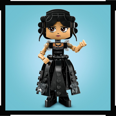 Lodra ndërtimi LEGO Wednesday Addams Figure 76780, figurë pozicionuese, me aksesorë, shumëngjyrëshe