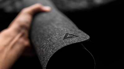 Dyshek tavoline DeltaHub Minimalistic Felt Desk, kundër rrëshqitjes, i fortë, gri