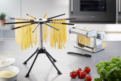 Tharëse makaronash DIVERSO 28371, 10 krahë, çelik inox plastike, e zezë