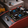 Pedal efekti Warm Audio RingerBringer 2024, ring modulator analog, për kitarë dhe sintezator, i zi