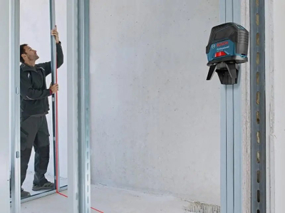 Mbajtës multifunctional për lazer Bosch Professional RM 1, montim në mur dhe tavan, i zi