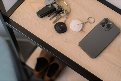 Pajsie gjurmuese Bluetooth Verbatim My Finder MYF-02, set me 2 copë, IP66, e bardhë edhe e zezë
