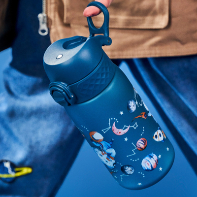 Shishe uji për kalamaj Ion8 Space, 350 ml, kundër rrjedhjes, blu e errët