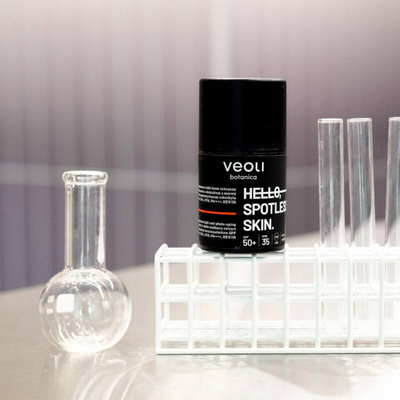 Krem fytyre Veoli Botanica HELLO SPOTLESS SKIN, SPF 50, 50 ml