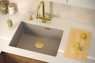 Rubinet kuzhine Karen tre‑rrugësh, 3 dalje, Gold PVD, ngjyrë ari