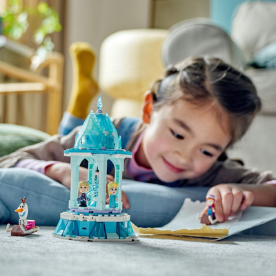 Set lodër LEGO Disney 43218 Frozen, karusel magjik, 4 figura, shumëngjyrësh