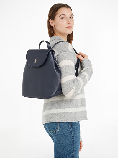 Çantë shpine për femra Tommy Hilfiger Flap Backpack, e zezë