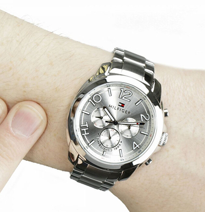 Orë  dore Tommy Hilfiger  1781391