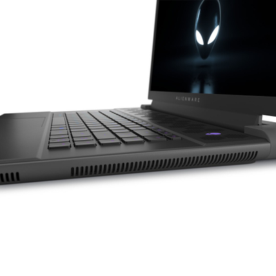 Laptop Alienware m16 R1, 16", Intel i7-13700HX, 32 GB RAM, 1000 GB SSD, NVIDIA GeForce RTX 4070, i zi