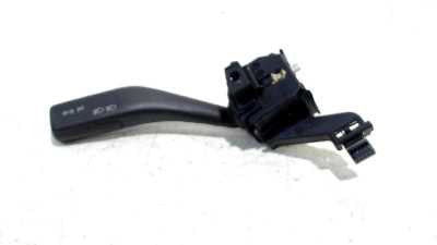Ndërprerës sinjali Seat Toledo III 1K0953513, 2004-2009, i zi