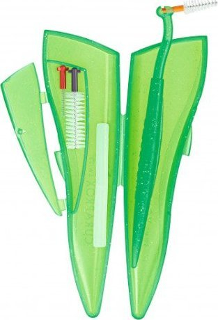 Сет за ортодонтски апарат Curaprox Ortho Kit, специјална четка за заби, восок за апарат