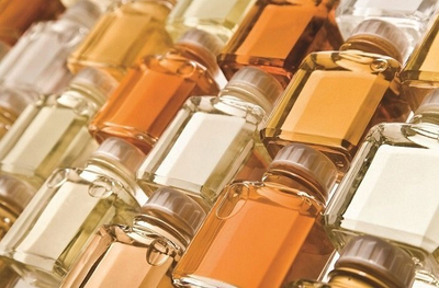 Spray mbrojtës Talens 680 për akuarel dhe guaç, 150 ml, i bardhë