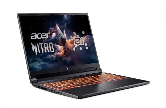 Laptop gaming Acer Nitro V 16 Ryzen AI 7, 16", 32GB RAM, 1TB SSD, RTX 5070, i zi