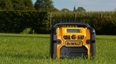 DEWALT DCR019-QW XR Li-Ion Компактно FM/AM Радио