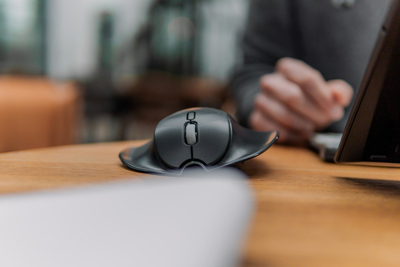 Mouse ergonomik BakkerElkhuizen HandshoeMouse Shift Small, Bluetooth, për të dyja duart, i zi