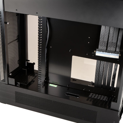 Kasë Lian Li PC-O12WX, Midi Tower