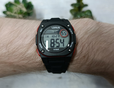 Ora digjitale Lorus Youth Sports R2327QX-9, 38mm, rezistente ndaj ujit 100m, e zezë