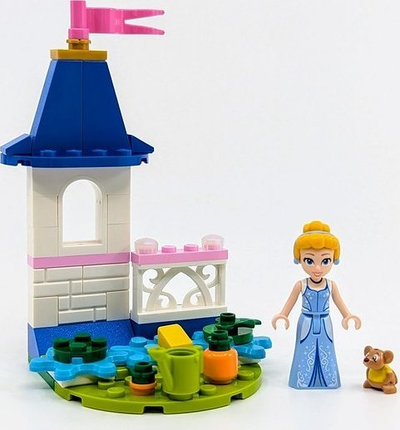 Set lego Mini Kështjella e Sindorelës, kështjellë princeshash, me plot ngjyra