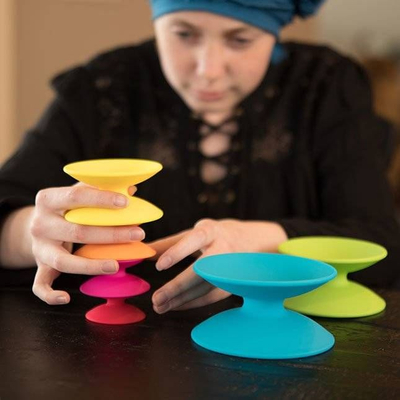 Lodër ndërtuese Fat Brain Toys Spoolz FBT181, set me 7 rrotulla, plastikë pa BPA, shumëngjyrëshe