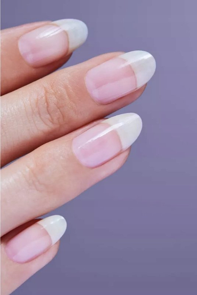 Зацврстувач за нокти OPI Natural Nail Strengthener, третман со витамини, проѕирен