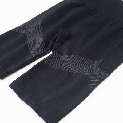 Leggins për gra INGEL BOTTOM 1/2 WMNS, seamless, gjatësi mbi gju, të zeza