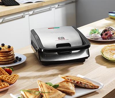 Toster Tefal SW 854D, i zi/ i argjendtë