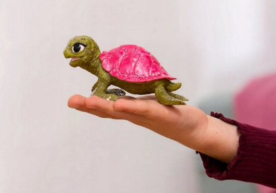 Фигурa играчка Schleich Bayala Розова Сафир Костенурка, со магнет, многуобојна