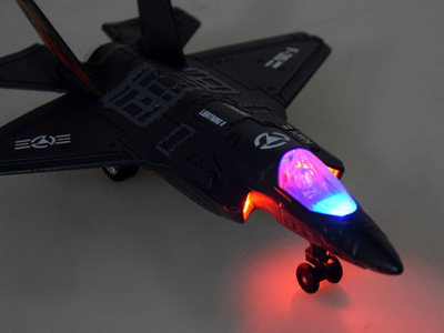 Lodër avion luftarak Jokomisiada F-35, metal, me dritë dhe zë, i zi