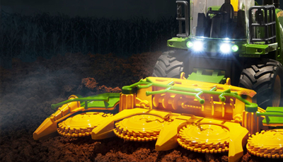 Lodër traktor Amewi Toy Forage Harvester, 1:24, me bateri 500 mAh, shumëngjyrëshe