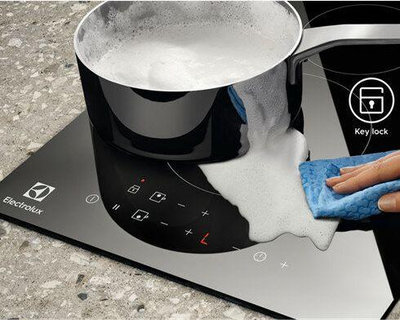 Pllakë gatimi Electrolux, 3.65kW, e zezë