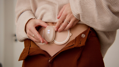 Pajisje TENS Medisana TT 250, për dhimbje menstruale dhe endometriozë, me funksion ngrohjeje, e bardhë