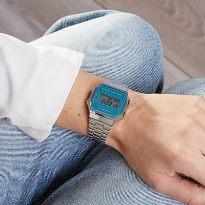 Orë për femra Casio Collection Vintage, e argjendtë