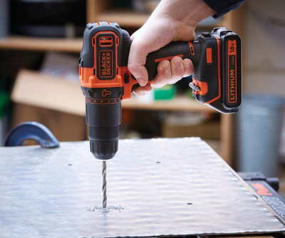 Trapano me çekiç Black+Decker BDC718AS2F, 18V, 1.5Ah Li-Ion, portokalli me të zezë