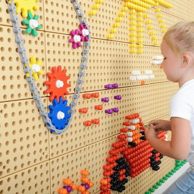Set lodër edukative Masterkidz Wall Panels Gears and Chain, 79 pjesë, STEM, shumëngjyrësh