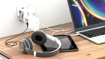 Adapter udhëtimi Skross World Adapter MUV, 2x USB 2.4A, 100 250V, i bardhë