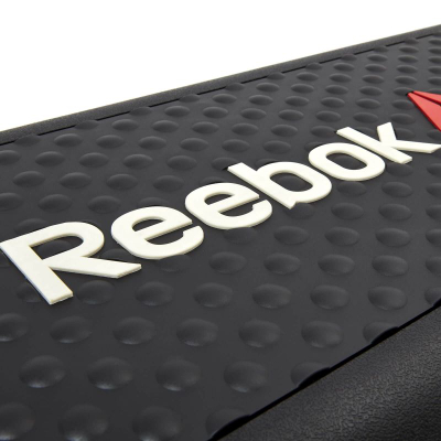 Step aerobik Reebok RAP-10150, lartësi e rregullueshme, sipërfaqe antirrëshqitëse, gri