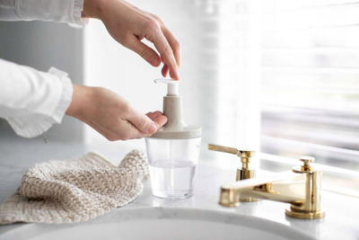 Дозатор за сапун Koziol Flow, 250ml, органска пластика, беж