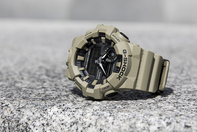 Orë dore Casio The G/G-SHOCK GA 700UC-5A
