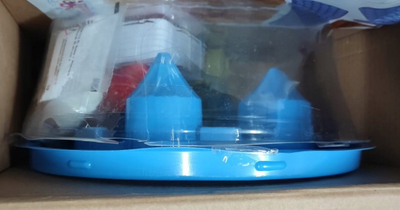 Set kreativ Simba Aqua Gelz Deluxe Kështjella e Kalorësve, 8 shishe xheli, mbi 37 figura, blu